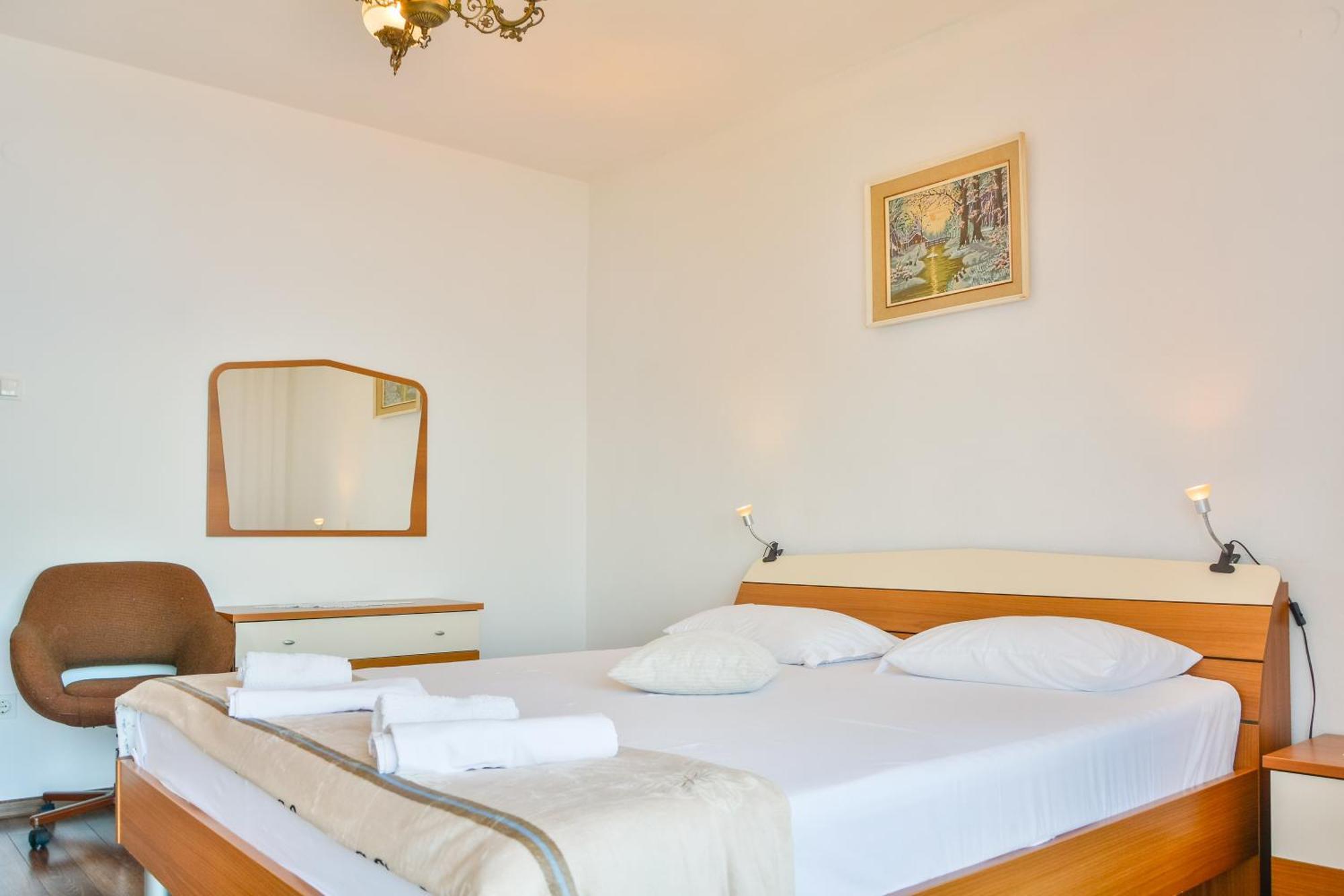 Apartment Luca Сень Екстер'єр фото