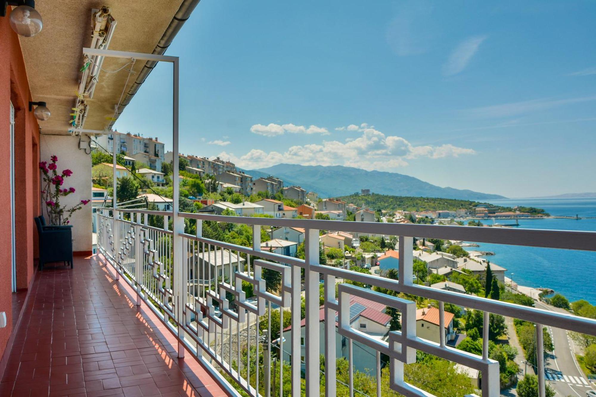 Apartment Luca Сень Екстер'єр фото