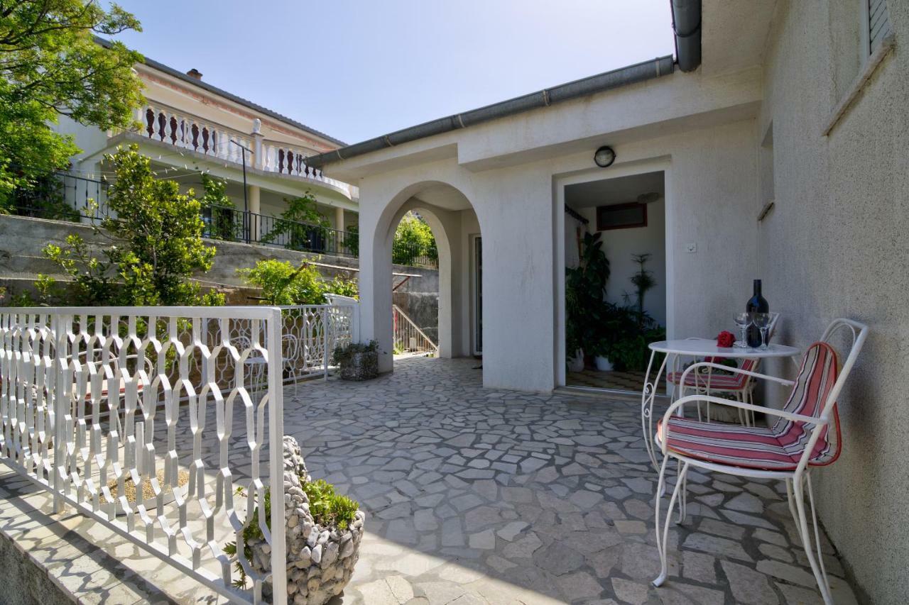 Apartment Luca Сень Екстер'єр фото