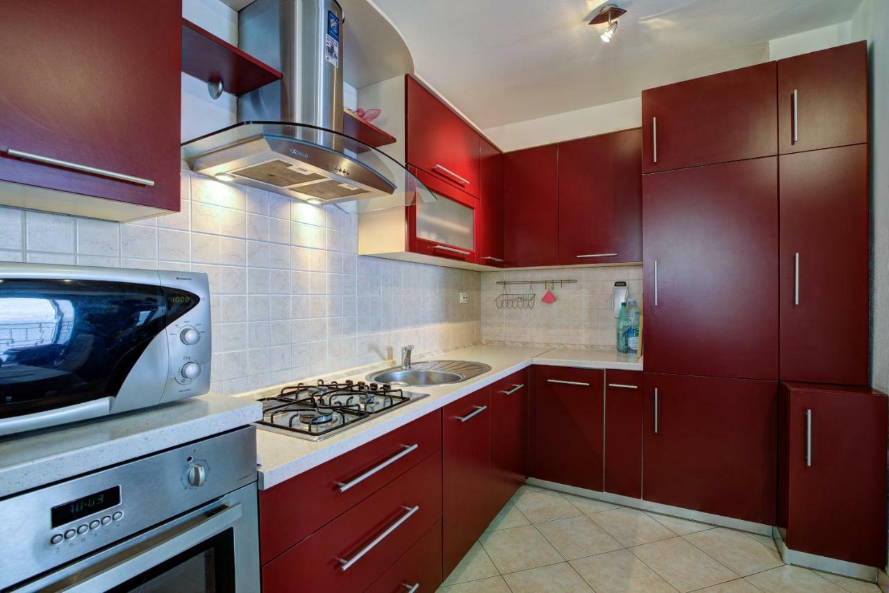 Apartment Luca Сень Екстер'єр фото