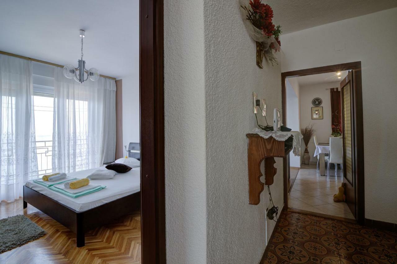 Apartment Luca Сень Екстер'єр фото