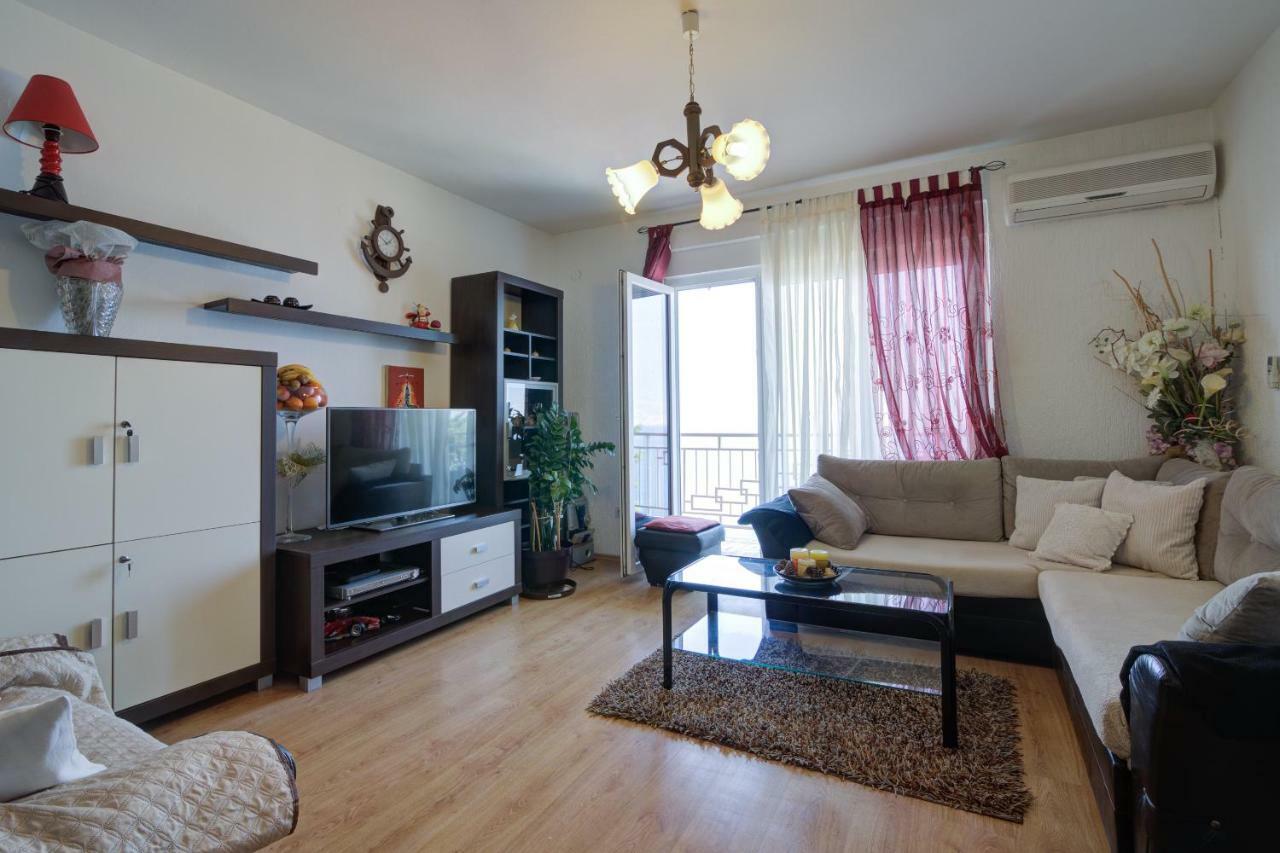 Apartment Luca Сень Екстер'єр фото